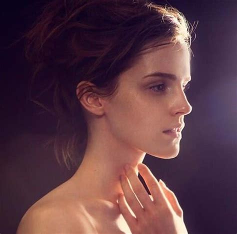 emma watson nuda|Emma Watson poses in the nude for Global Green’s ‘Natural。